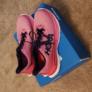 Hoka Mach 5